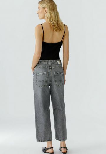 Короткие джинсы