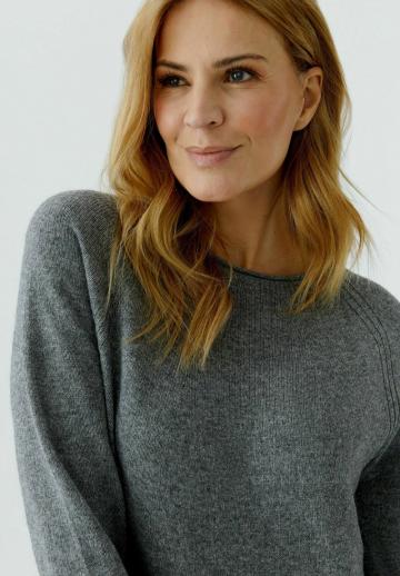 Вязаное платье