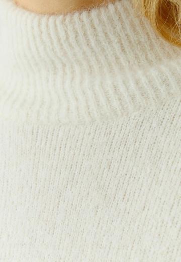 Длинный пуловер