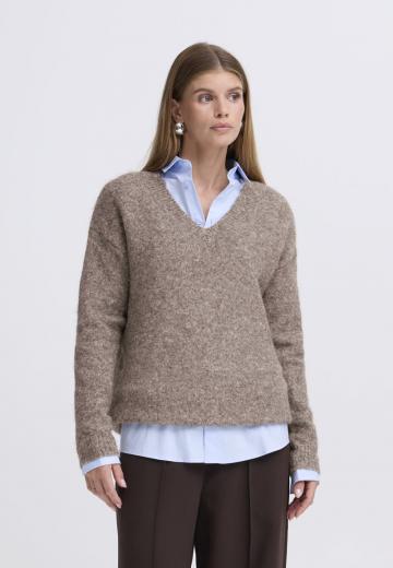 Пуловер с вырезом V