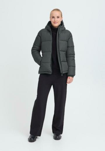 Зимняя куртка