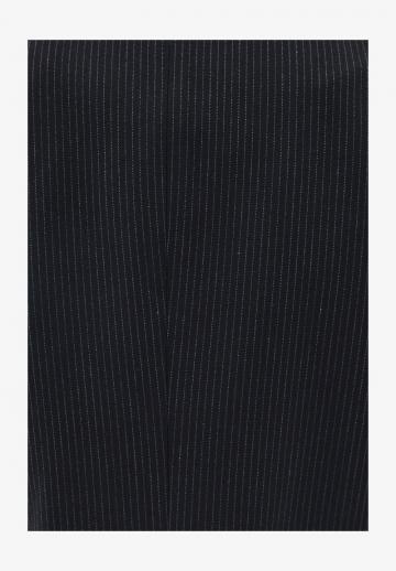 Короткий блейзер