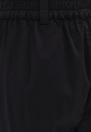 Брюки с накладными карманами