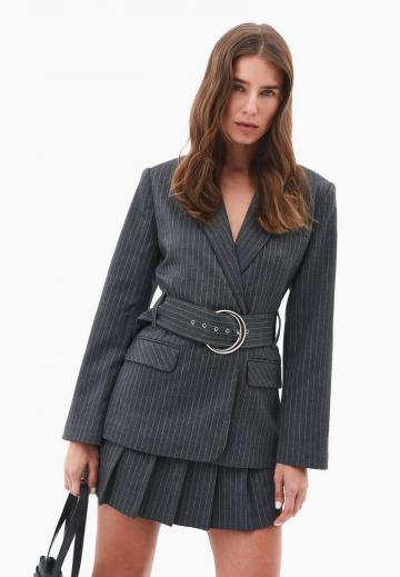 Короткое пальто