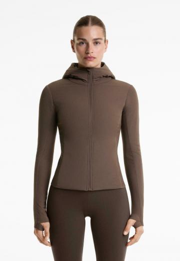 Спортивная куртка