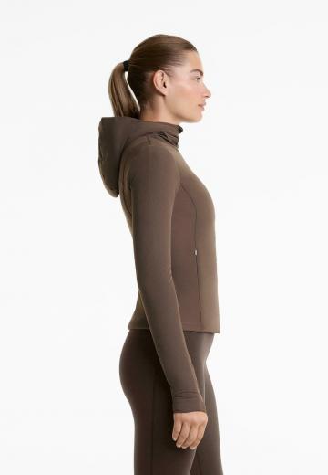 Спортивная куртка