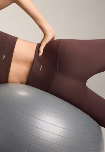 Спортивные штаны