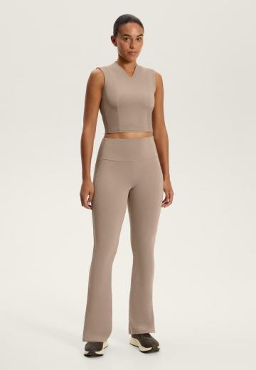 Спортивные штаны