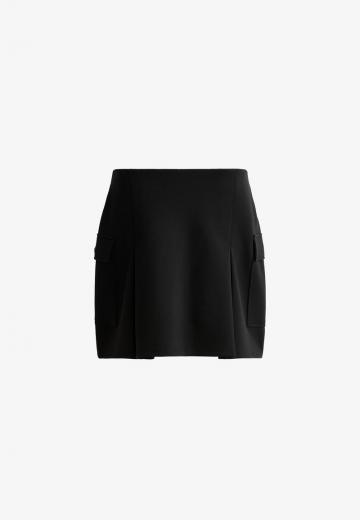 Юбка с накладными карманами