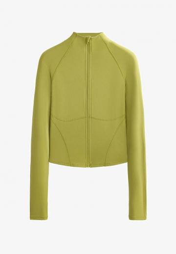 Спортивная куртка