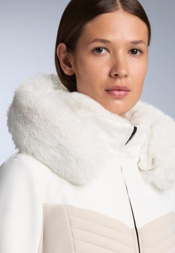 Спортивная куртка