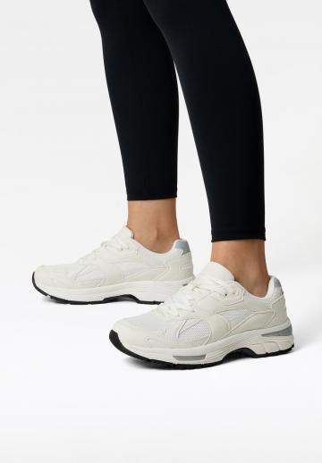 Тренировочные кроссовки