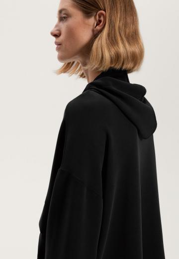 Пуловер с капюшоном