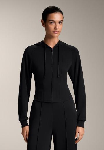 Спортивная толстовка