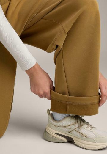 Спортивные штаны