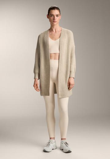 Длинный жилет