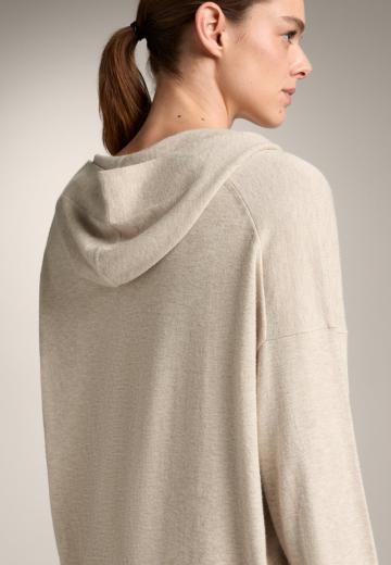 Пуловер с капюшоном