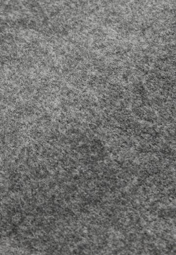 Пуловер с вырезом V