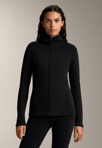 Спортивная толстовка