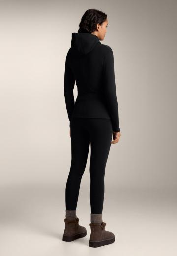 Спортивная толстовка