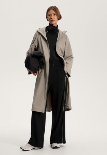 Спортивная толстовка