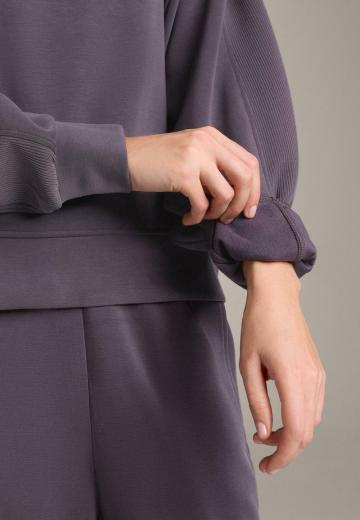 Спортивная толстовка