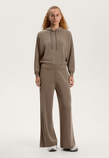 Пуловер с капюшоном