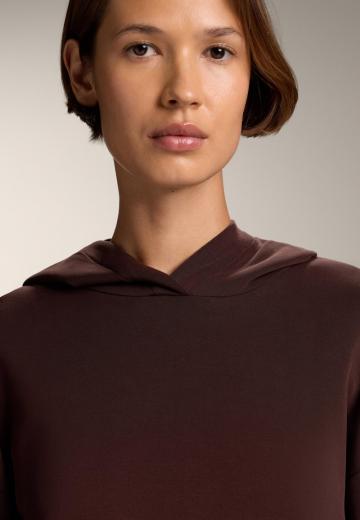 Пуловер с капюшоном