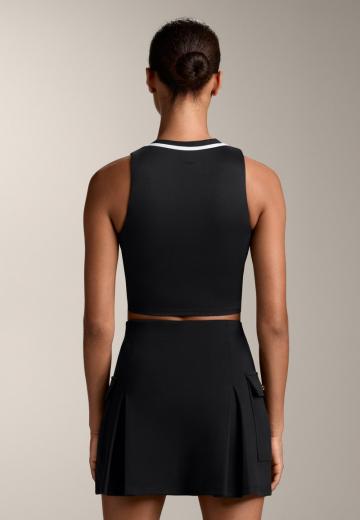 Блузка без рукавов