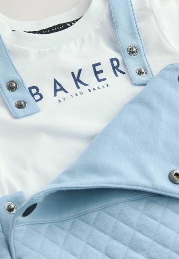 Набор одежды