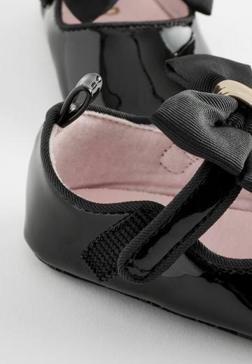 Детская обувь