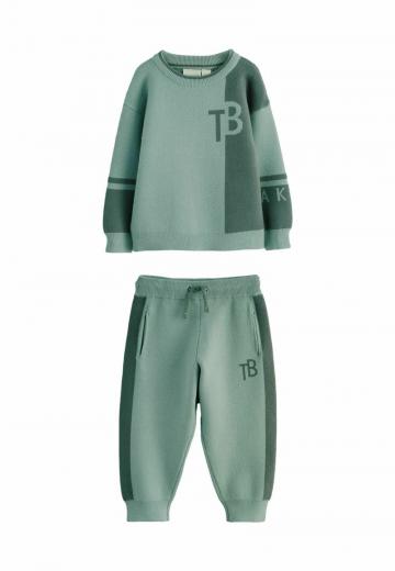 Набор одежды