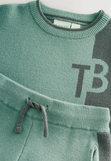 Набор одежды