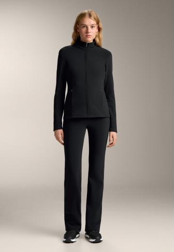 Спортивная куртка