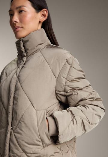 Спортивная куртка