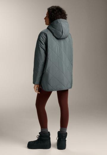 Спортивная куртка