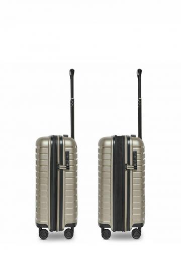 Чемодан на колесах