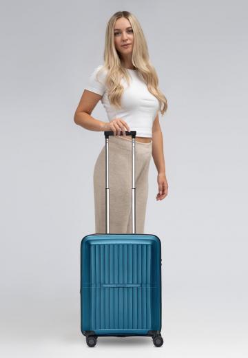 Чемодан на колесах