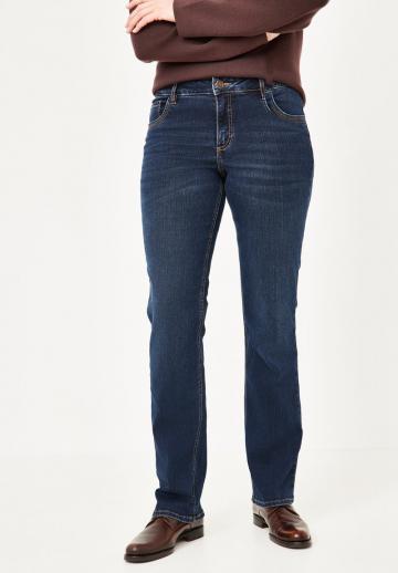 Прямые джинсы