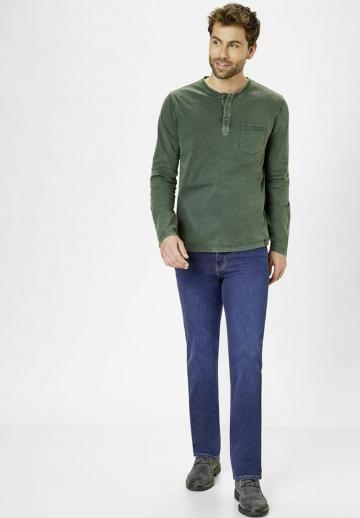 Прямые джинсы