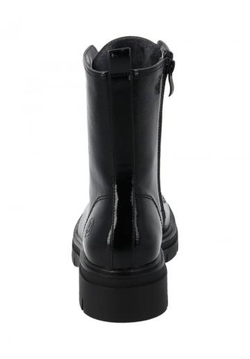 Ботинки на шнуровке