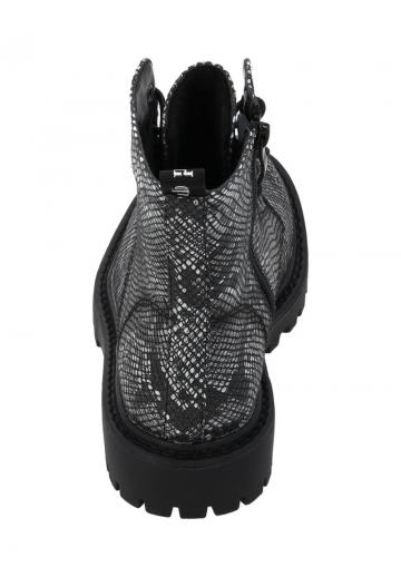 Ботинки на шнуровке