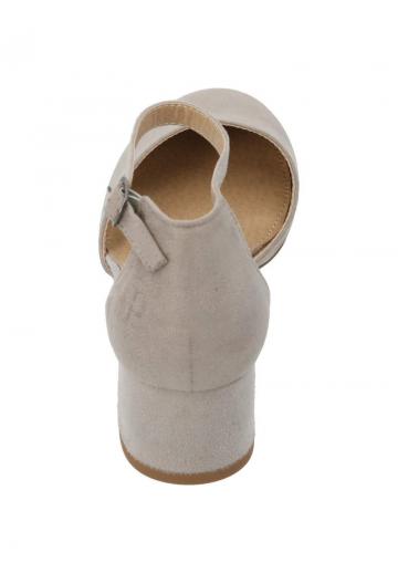 Туфли с ремешком