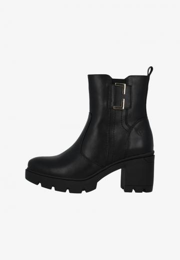 Полусапожки на высоком каблуке