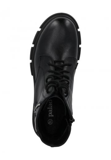 Ботинки на шнуровке