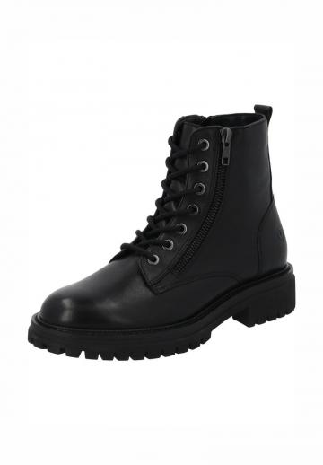 Ботинки на шнуровке