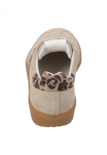 Гандбольные кроссовки