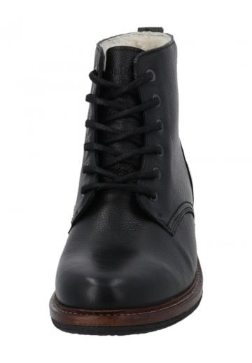 Зимние ботинки