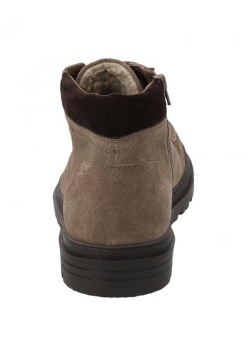 Зимние ботинки