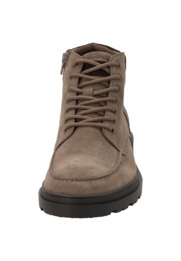 Зимние ботинки